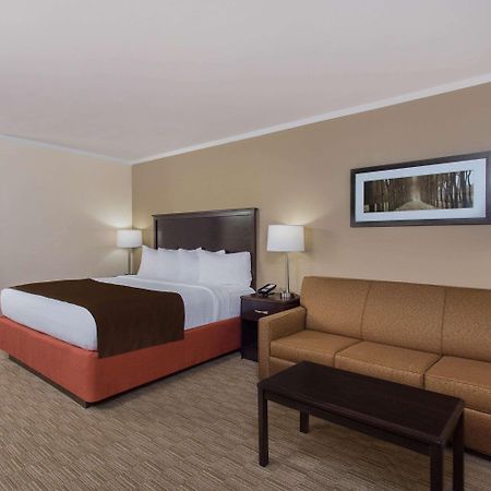 Americinn By Wyndham Janesville Dış mekan fotoğraf