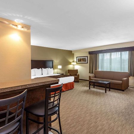 Americinn By Wyndham Janesville Dış mekan fotoğraf