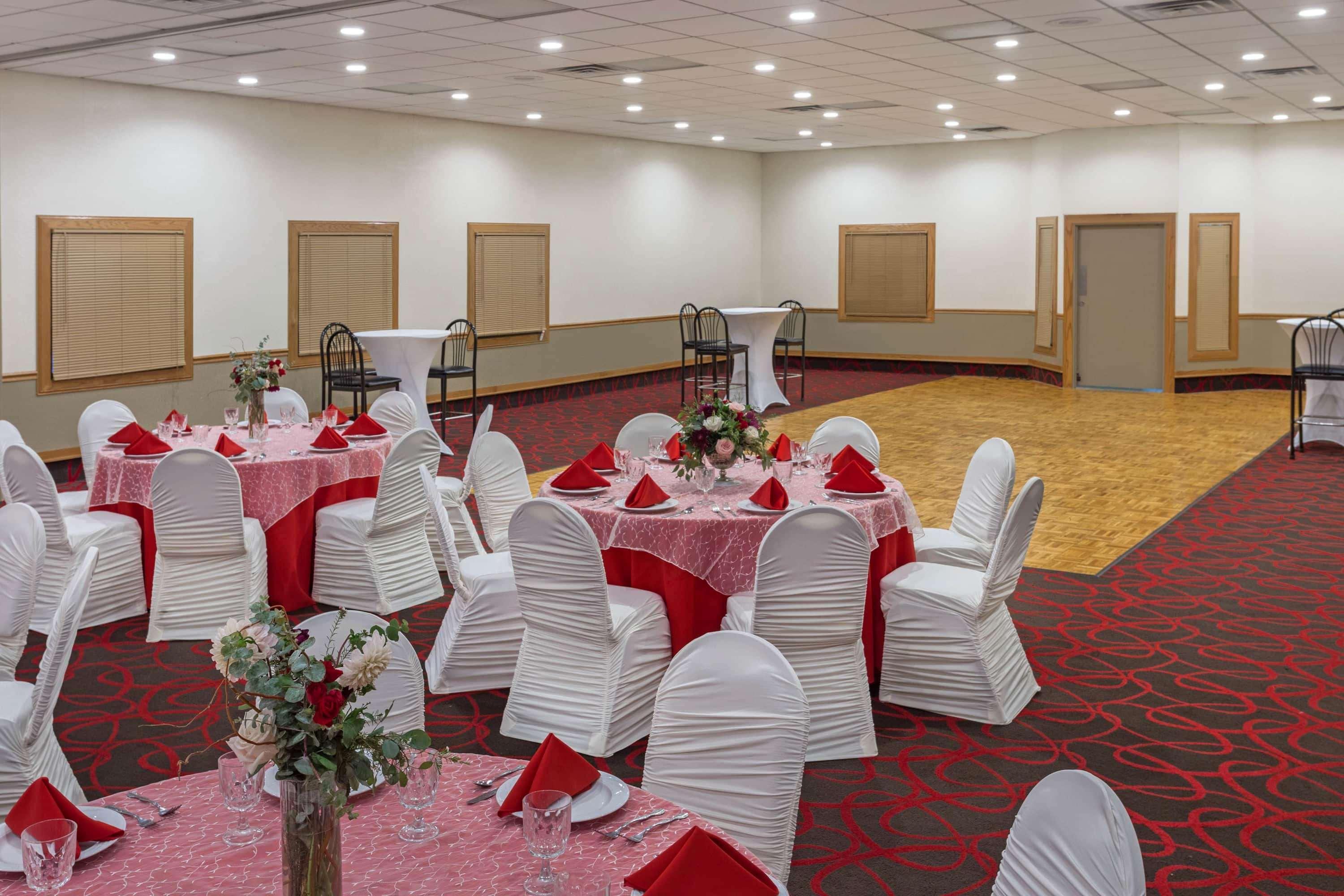 Americinn By Wyndham Janesville Dış mekan fotoğraf