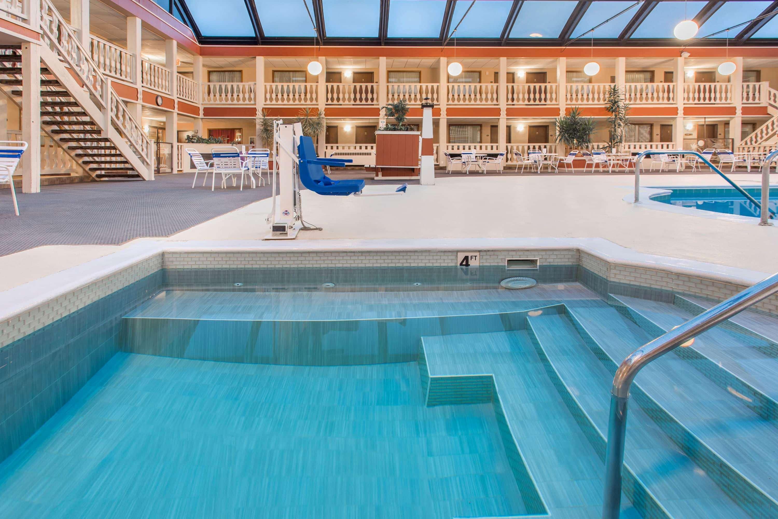 Americinn By Wyndham Janesville Dış mekan fotoğraf
